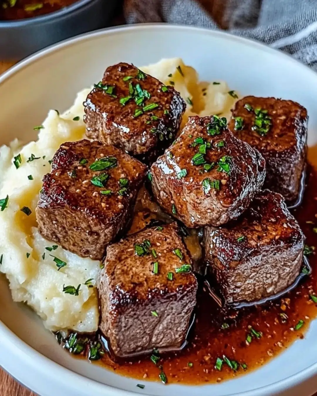 Garlic Butter Steak Bites